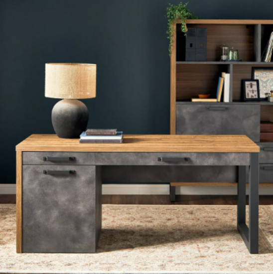 Verona Desk + Modern Desk + liqana