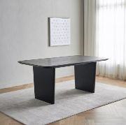 Sanaa dining set liqana