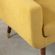 Fiora Armchair+ Armchair + liqana