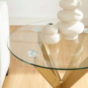 Zahr Table + glass side table + liqana