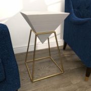 Perla Table + geometric inverted pyramid side table + liqana