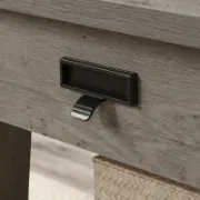 Wiqaar Desk + Classic Executive Desk + liqana